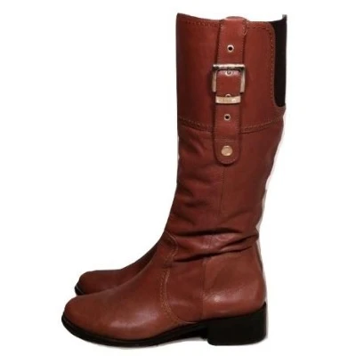 Botas
